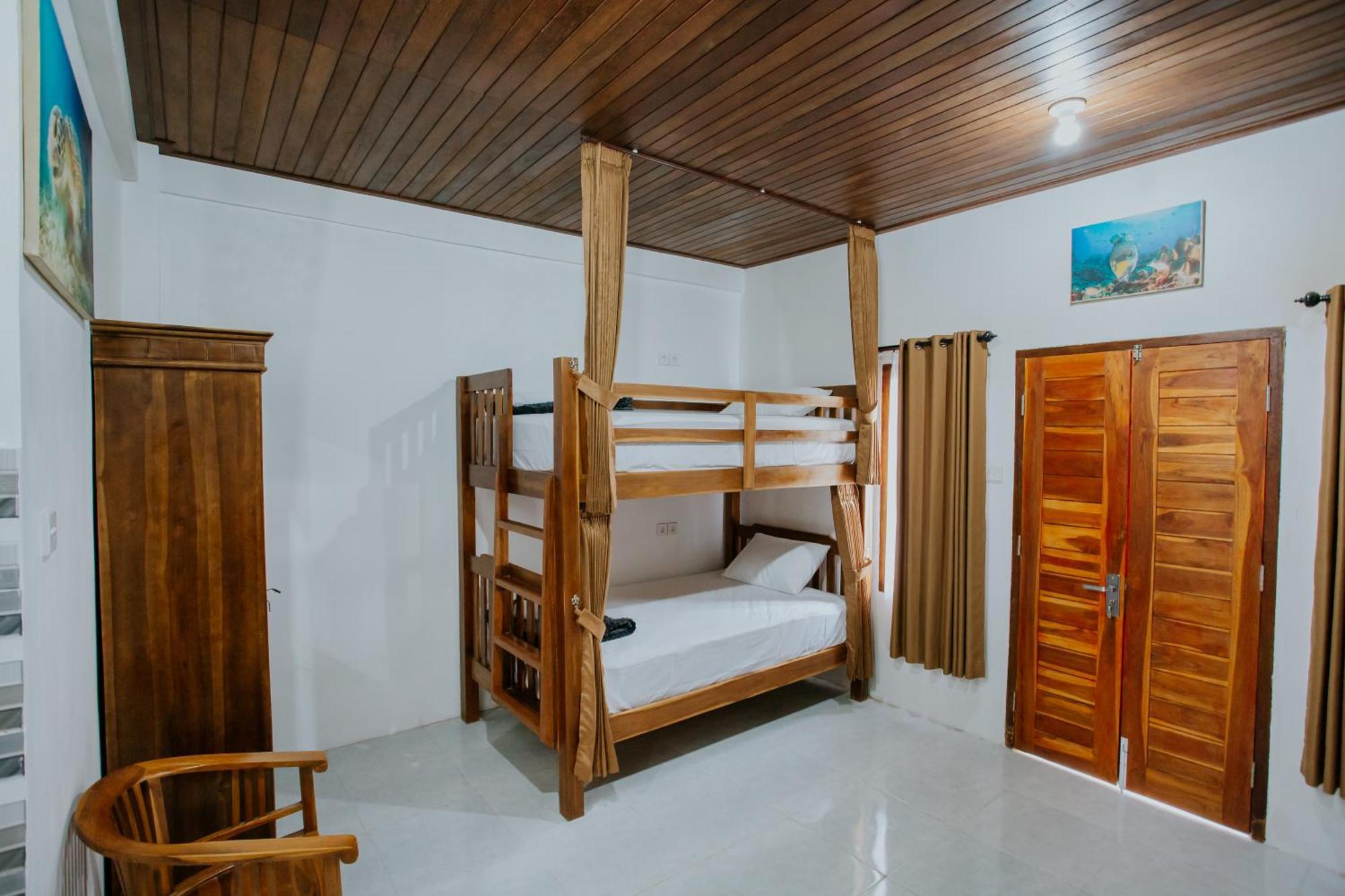 Garuda Hostel & Accomodation Nusa Penida Toyapakeh Экстерьер фото